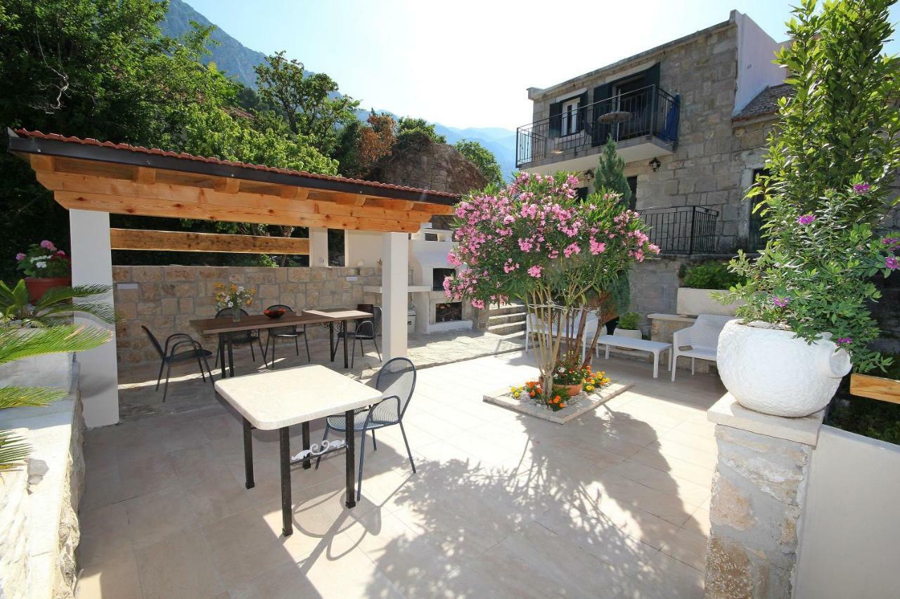 Apartmani Dalmacija Brela Exteriér fotografie