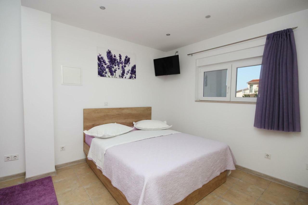 Apartmani Dalmacija Brela Exteriér fotografie